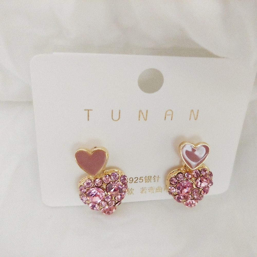 Kawaii Korean Pink Crystal Heart Dangle Earrings - Picture 3 of 5